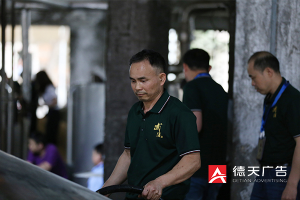 常德市德天廣告有限公司,品牌設(shè)計,活動策劃,影視攝制,廣告設(shè)備租賃,媒體廣告推廣,